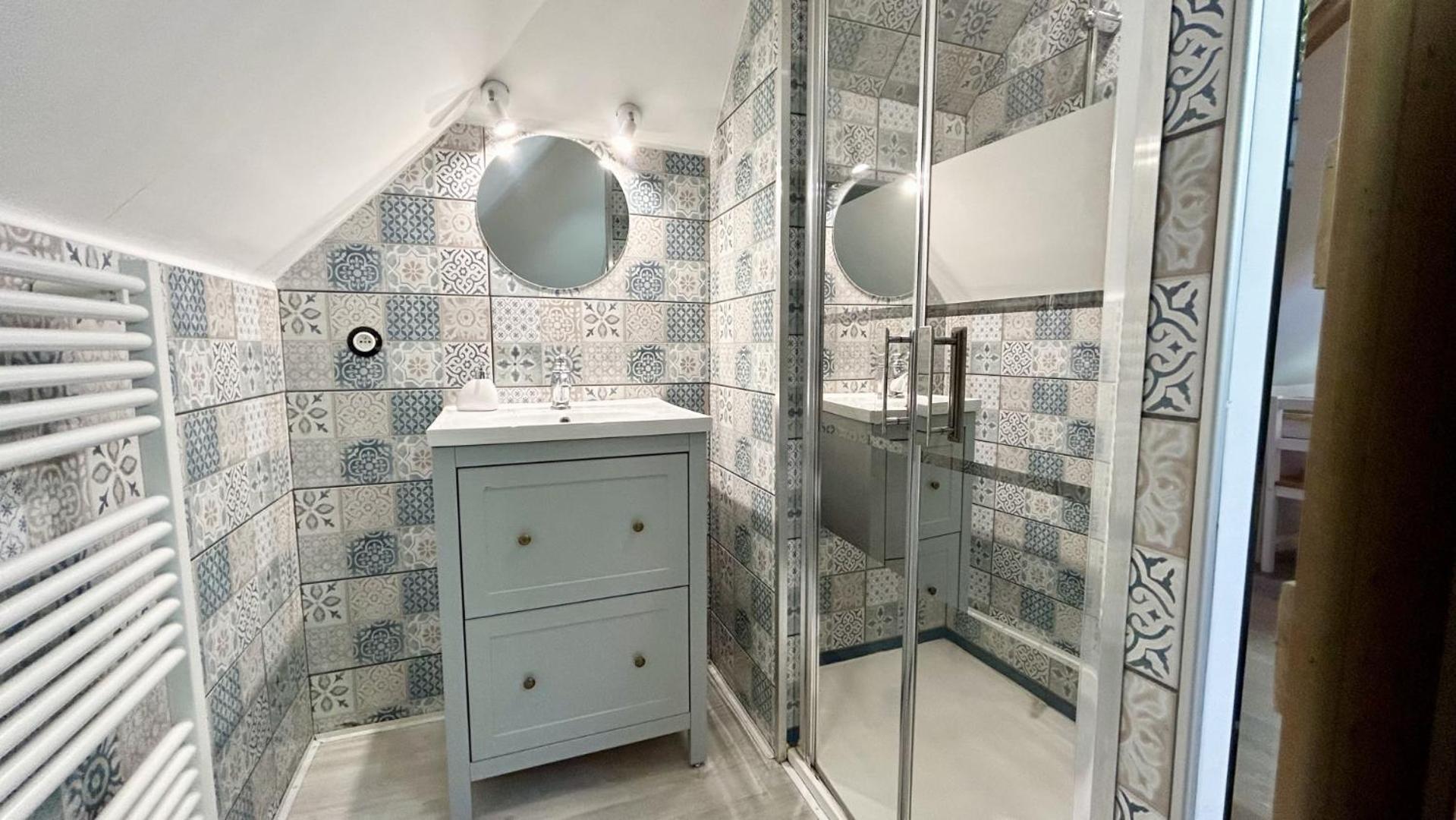 Terre & Mer'Veilles 2, Appartement Avec Spa Pour 2 Personnes Favières Dış mekan fotoğraf